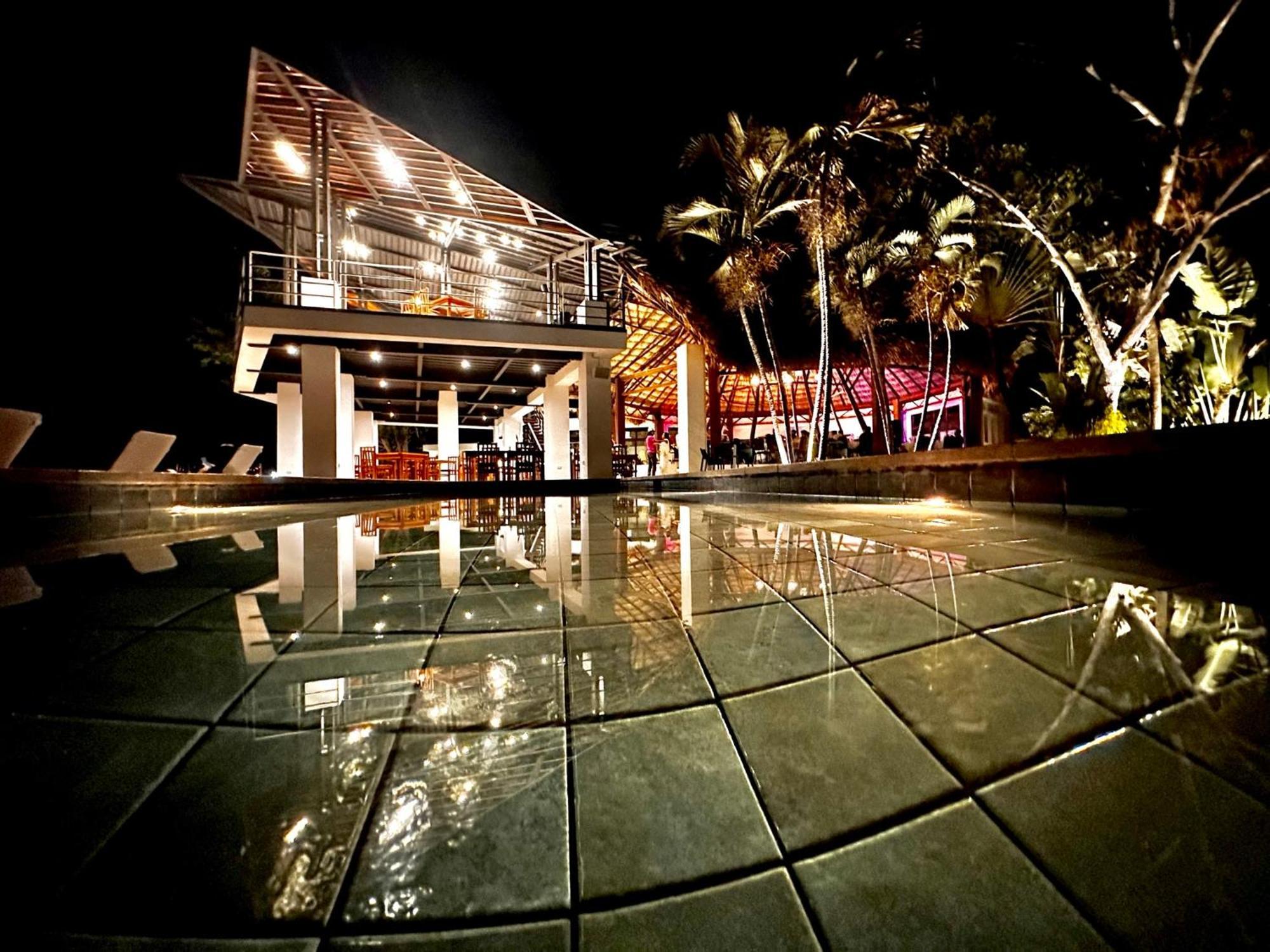 Maya Internacional Flores Exterior foto
